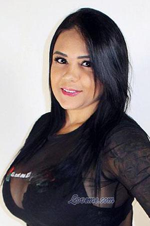 220937 - Stephanie Age: 28 - Costa Rica