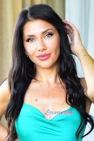 224210 - Elena Age: 37 - Ukraine