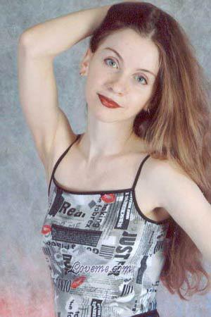 59172 - Olesya Age: 36 - Russia