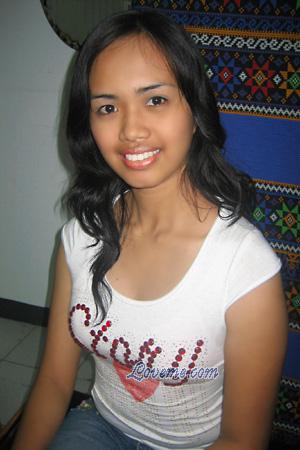 Philippines women